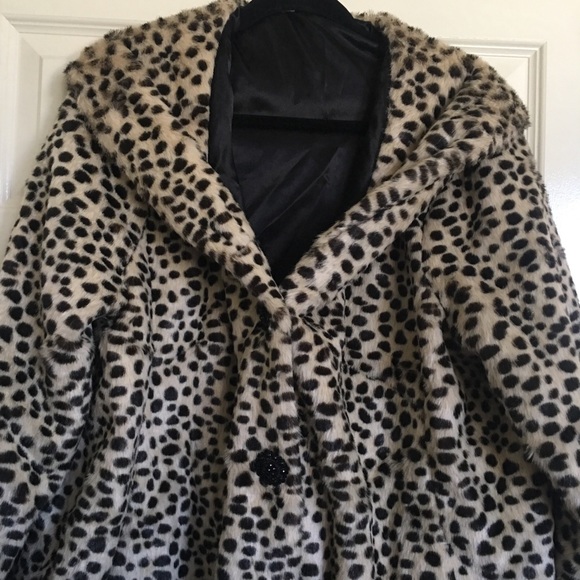 Leopard Jacket - Picture 2 of 4